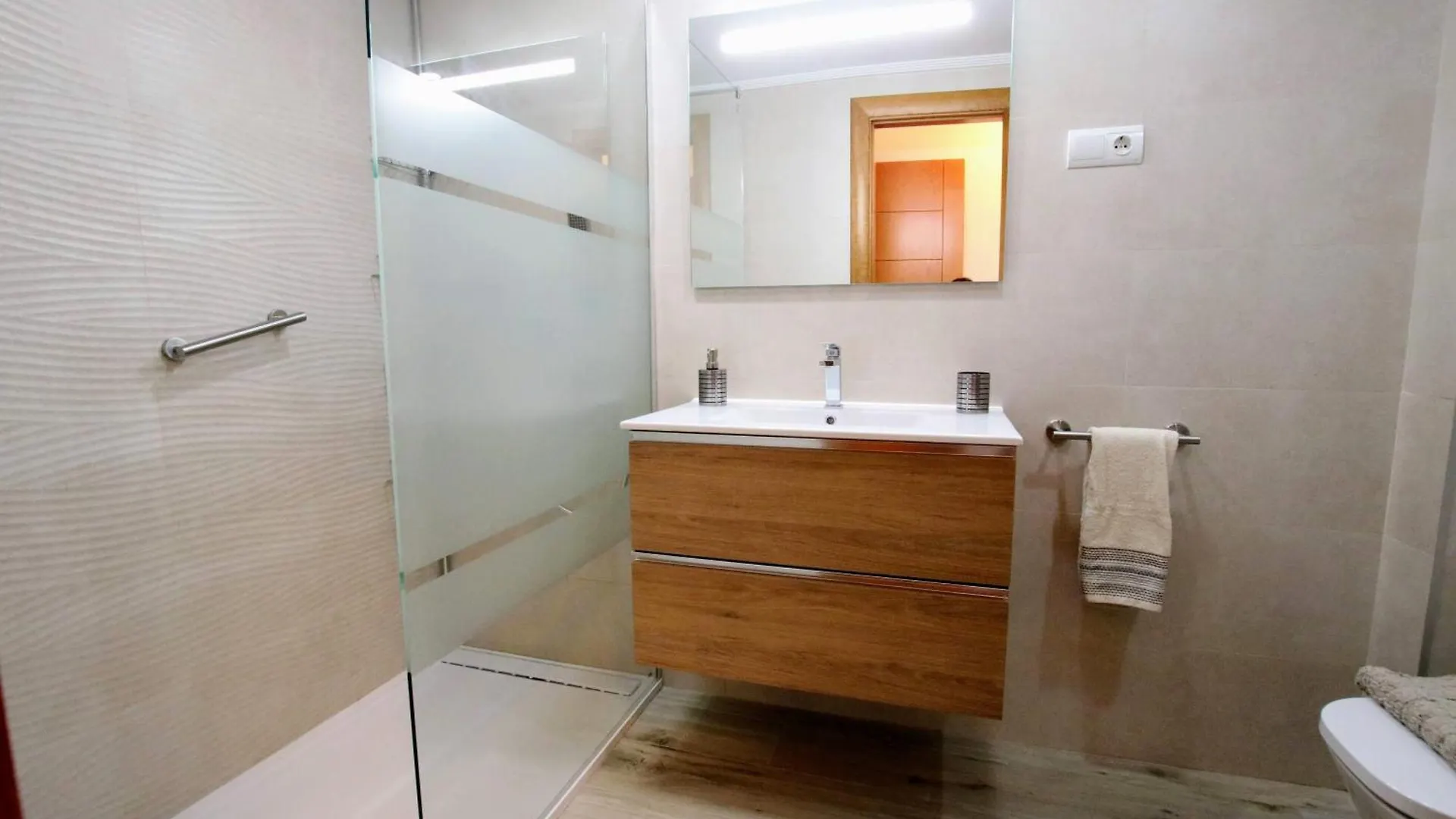 Tess Apartamento Pacifico Beach 말라가 스페인